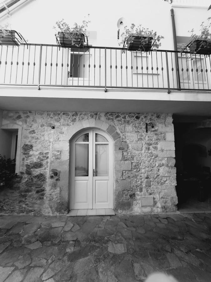 Domo Antiga Guest Rooms Sorso Exterior photo